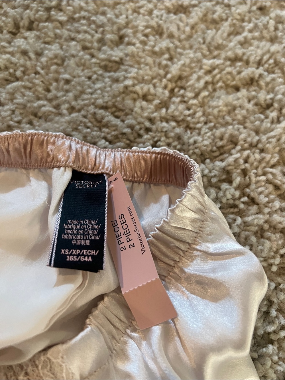 Victoria's Secret Sheer Lace Cami & Shorts Set - silky satin with lace - Picture 9 of 9